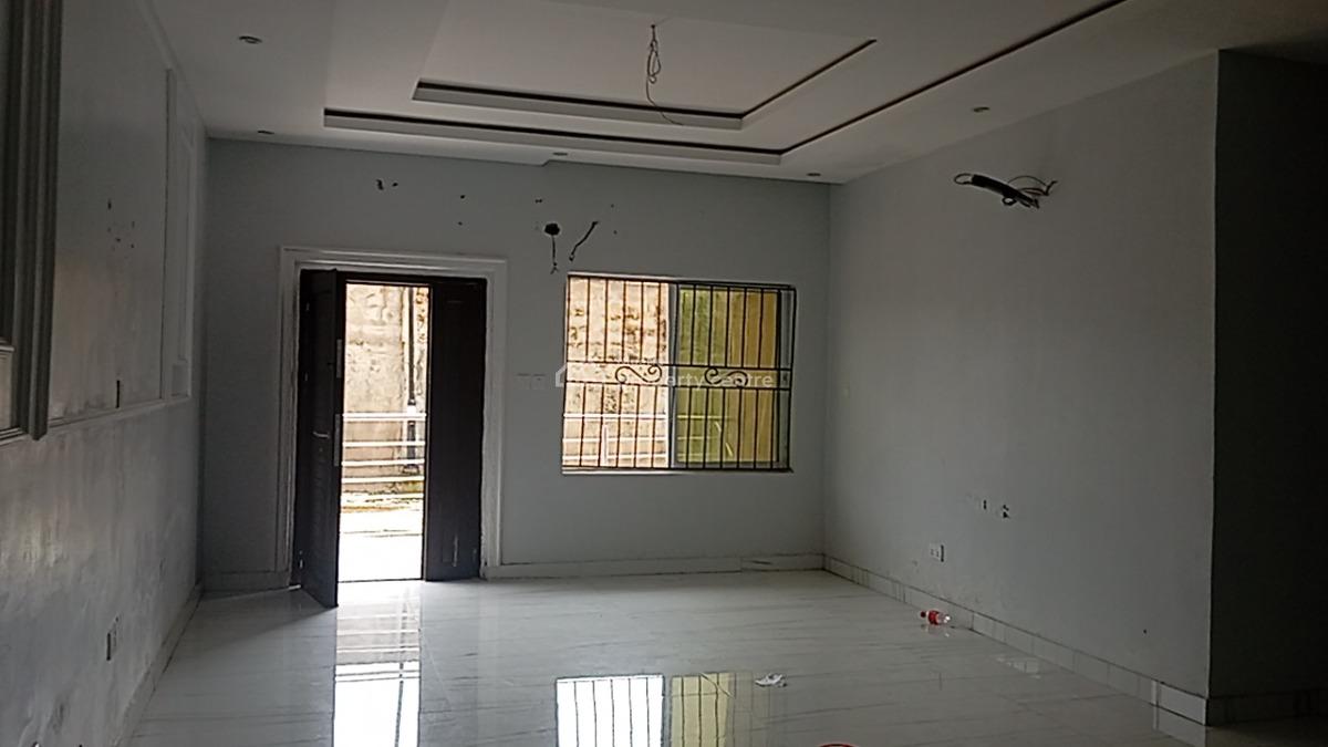 a Spacious 3 Bedroom Apartment, Lekki Paradise 3 Estate, Chevron Drive, Lekki, Lagos, Flat / Apartment for Rent