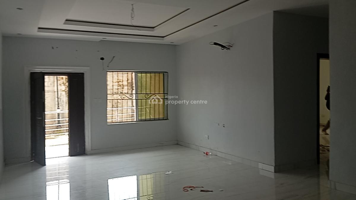 a Spacious 3 Bedroom Apartment, Lekki Paradise 3 Estate, Chevron Drive, Lekki, Lagos, Flat / Apartment for Rent