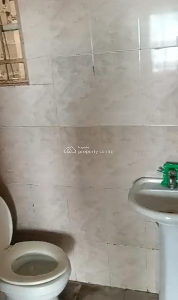 Newly Renovated Bedroom Inside a Shared Apartment { Video}, 1st Gate, Jakande, Lekki, Lagos, Self Contain (single Rooms) for Rent