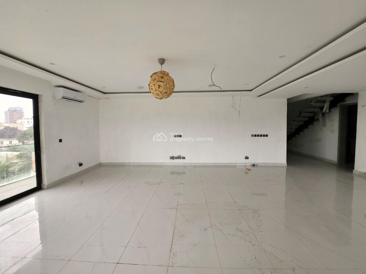 The Most Attractive and High Return 4 Bed Maisonette with 2 Bq, Old Ikoyi Lagos, Ikoyi, Lagos, Block of Flats for Sale