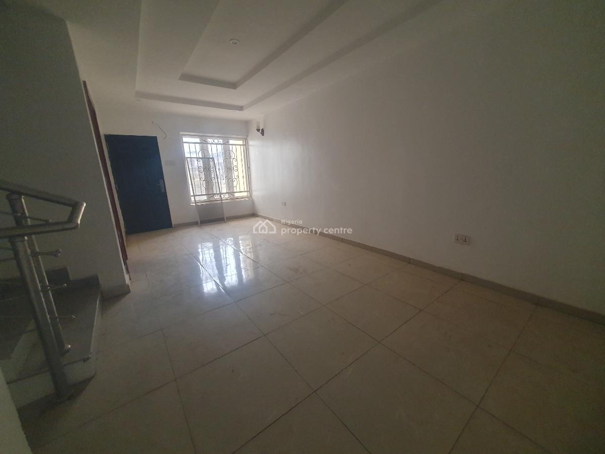 4 Bedroom Terrace House with 1 Room Bq, No 14, Babagana Kingibe Street, Guzape District, Abuja, House for Rent