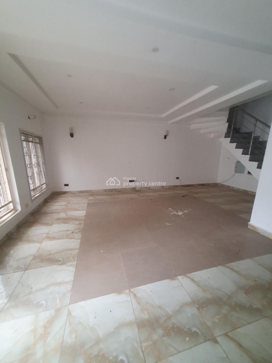 4 Bedroom Terrace House with 1 Room Bq, No 14, Babagana Kingibe Street, Guzape District, Abuja, House for Rent