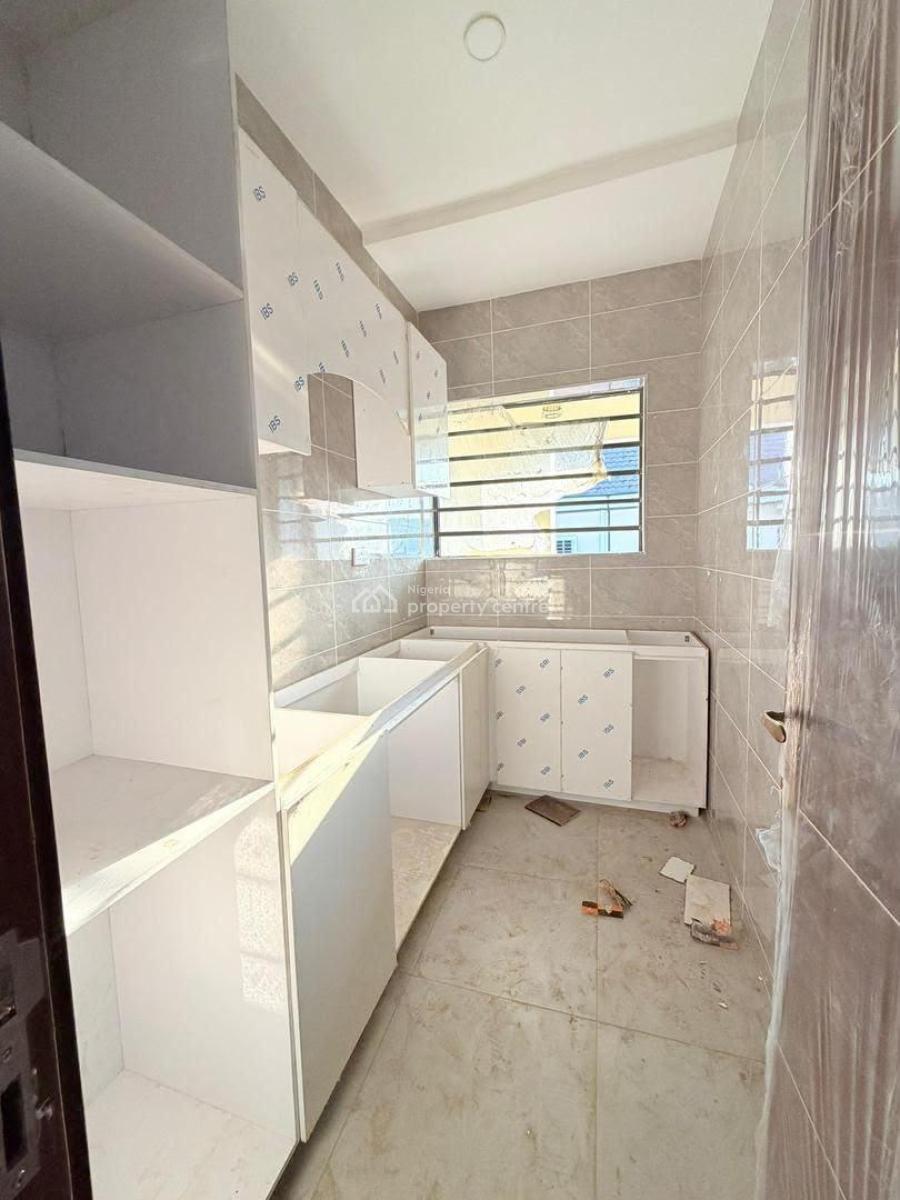 Brand New 2bedroom Apartment at Surulere, Surulere Lagos, Surulere, Lagos, Flat / Apartment for Sale
