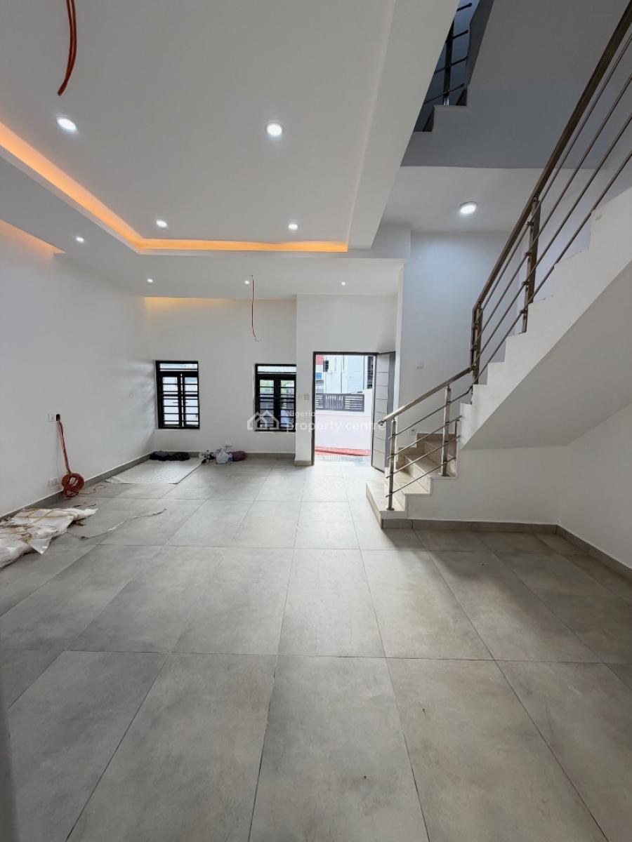4 Bedroom Terrace, Guzape District, Abuja, Terraced Duplex for Rent