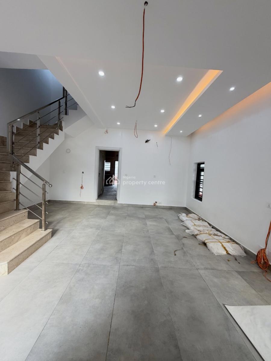 4 Bedroom Terrace, Guzape District, Abuja, Terraced Duplex for Rent