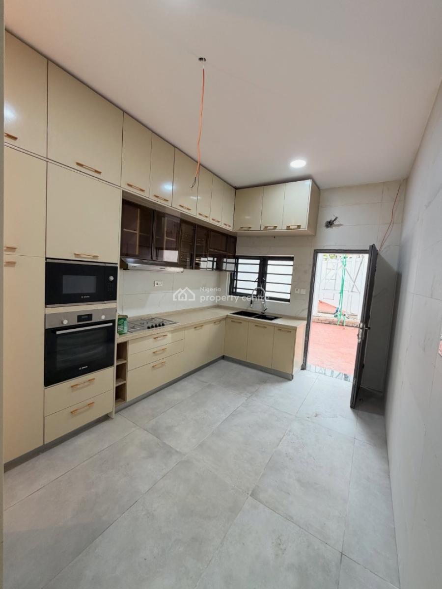 4 Bedroom Terrace, Guzape District, Abuja, Terraced Duplex for Rent