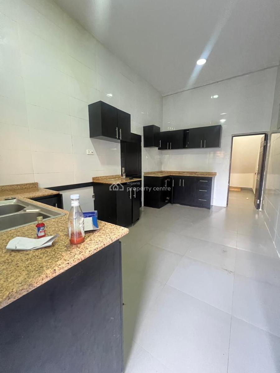 Luxury 4 Bedrom Terrace Duplex on Corner Piece, Guzape Main, Guzape District, Abuja, Terraced Duplex for Rent