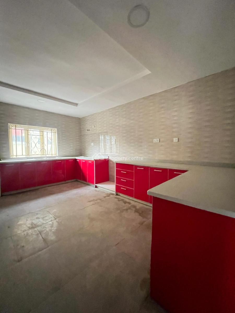 Amazing 4 Bedroom Semi-detached Duplex, Guzape Main, Guzape District, Abuja, Semi-detached Duplex for Rent
