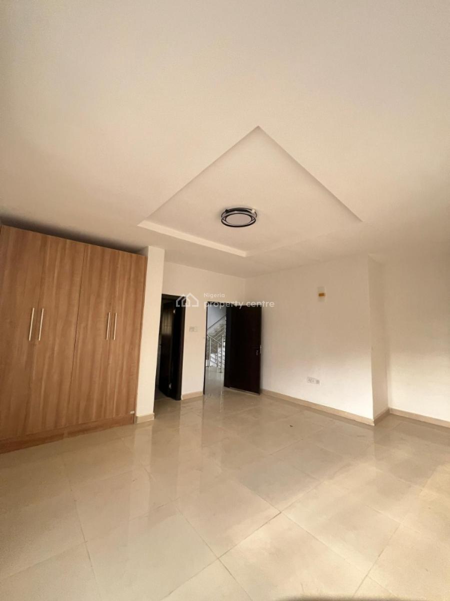 Amazing 4 Bedroom Semi-detached Duplex, Guzape Main, Guzape District, Abuja, Semi-detached Duplex for Rent