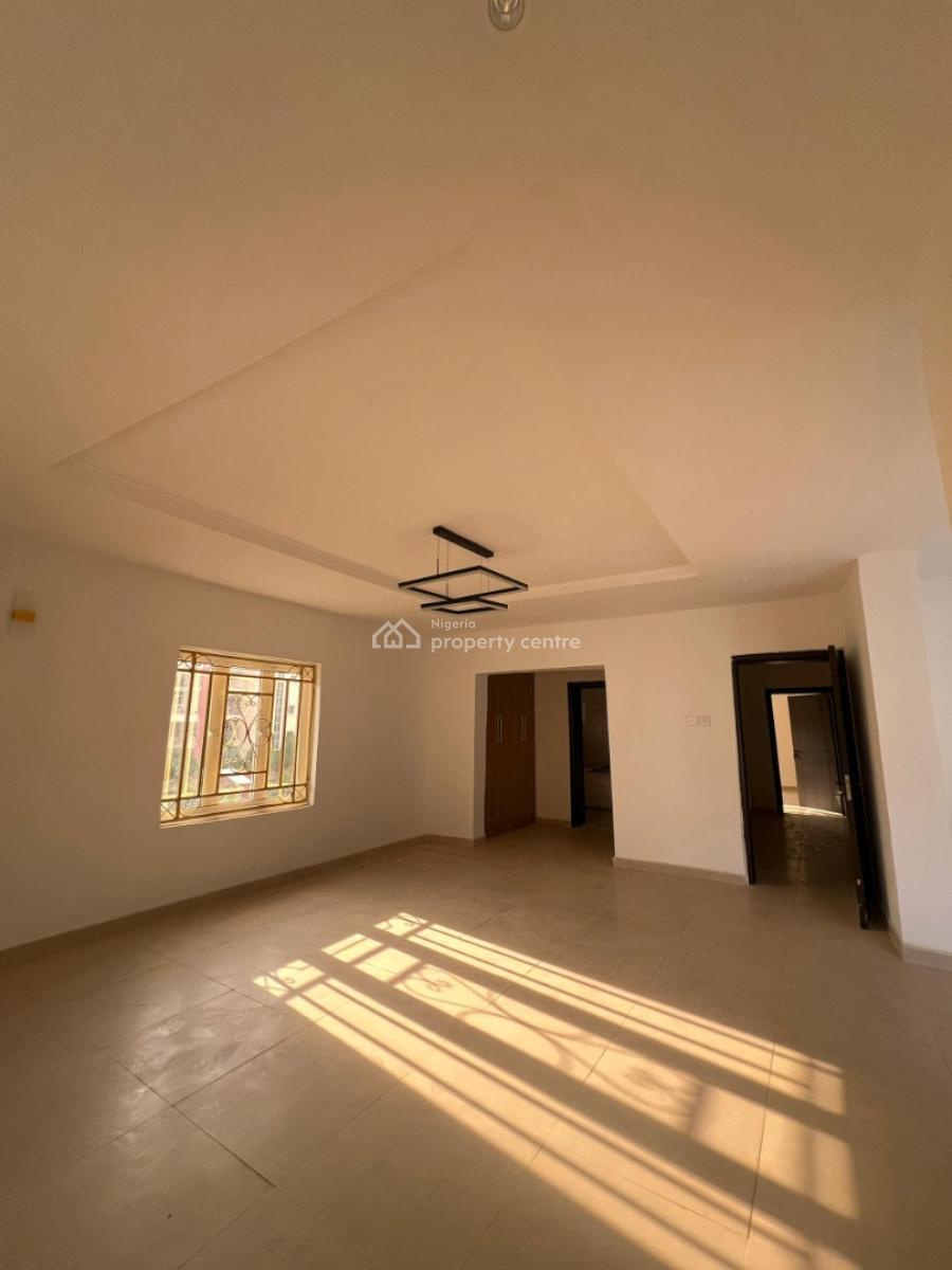 Amazing 4 Bedroom Semi-detached Duplex, Guzape Main, Guzape District, Abuja, Semi-detached Duplex for Rent