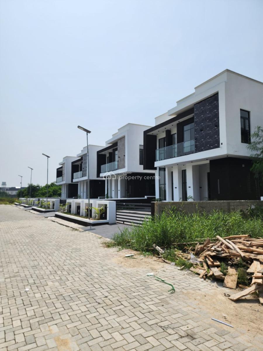 Premium 379 Sqm Size Land in Secured Estate, Megamound Estate, Ikota, Lekki, Lagos, Residential Land for Sale
