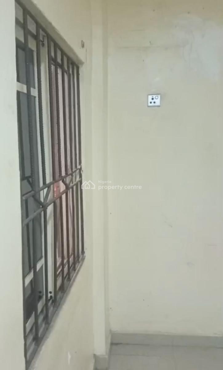 a Decent Lovely Mini Flat, Alagomeji, Yaba, Lagos, Mini Flat (room and Parlour) for Rent