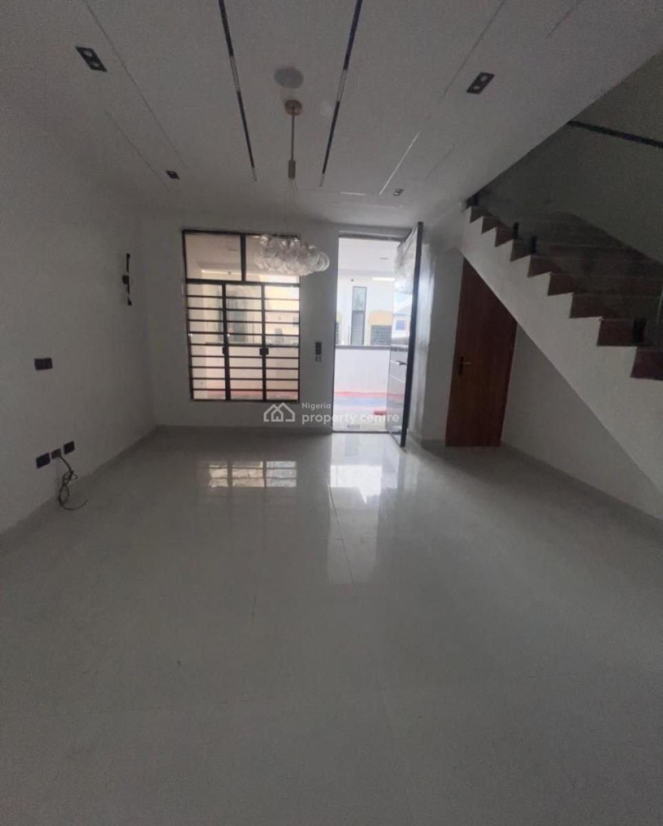 4 Bedroom Semi Detached, Ikota, Lekki, Lagos, Semi-detached Duplex for Sale