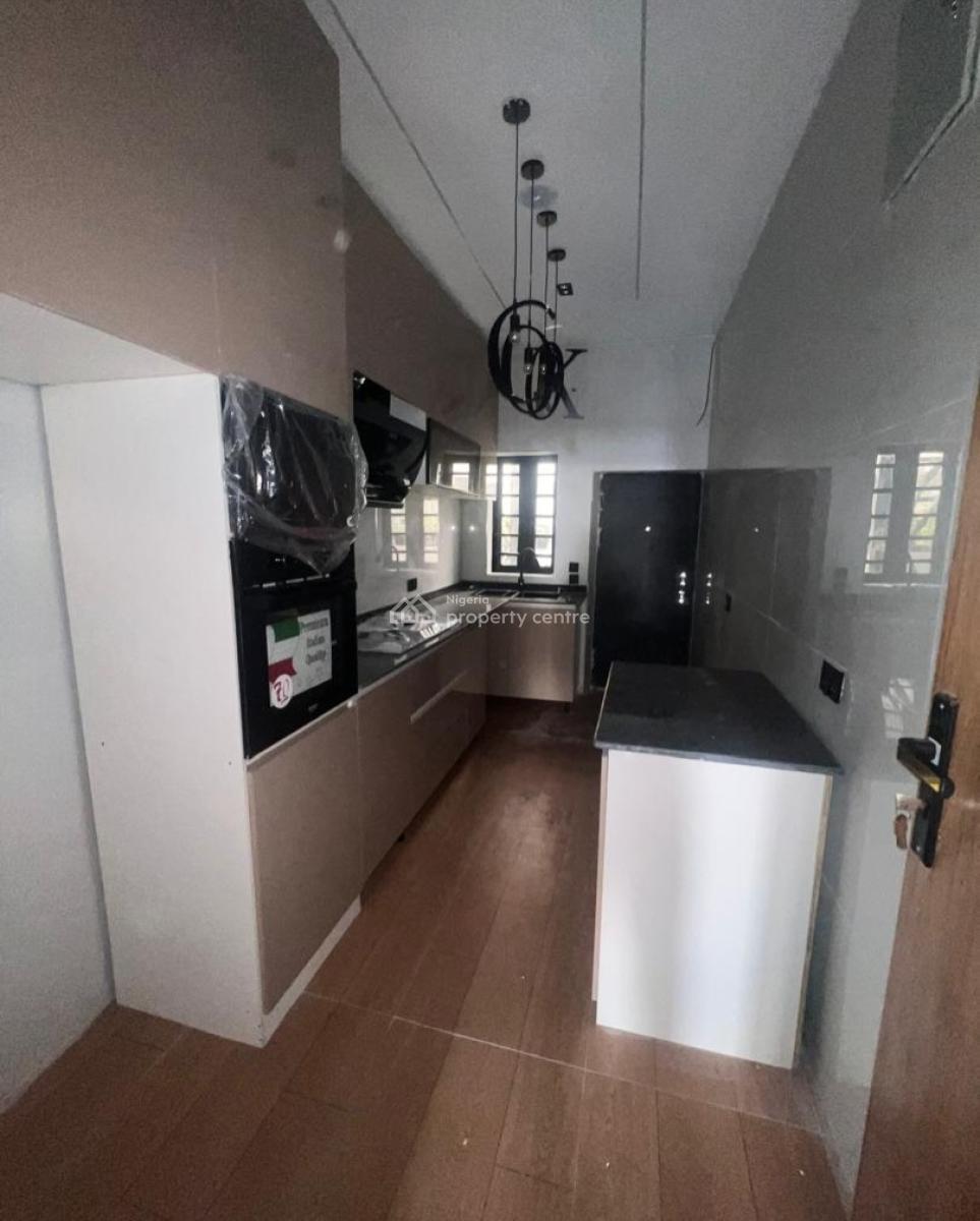 4 Bedroom Semi Detached, Ikota, Lekki, Lagos, Semi-detached Duplex for Sale