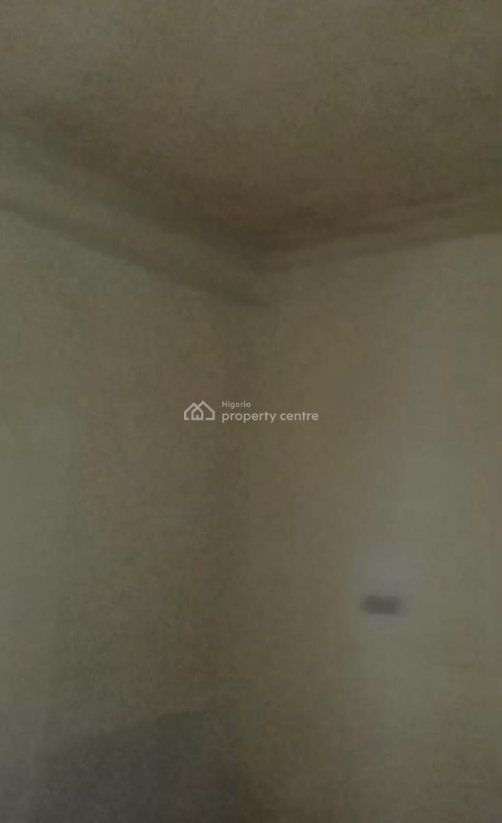 a Decent Lovely Mini Flat, Adekunle, Yaba, Lagos, Mini Flat (room and Parlour) for Rent