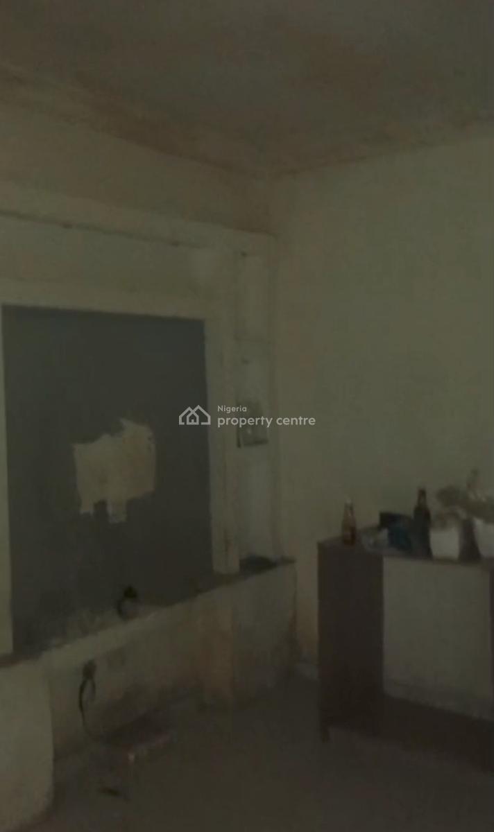 a Decent Lovely Mini Flat, Adekunle, Yaba, Lagos, Mini Flat (room and Parlour) for Rent