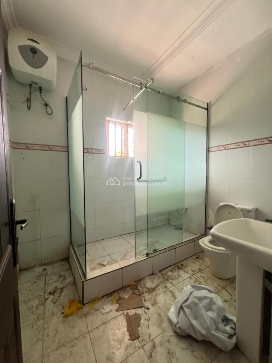 Amazing Service 3 Bedrom Terrace with Excellent Finishing, Guzape Main, Guzape District, Abuja, Terraced Duplex for Rent