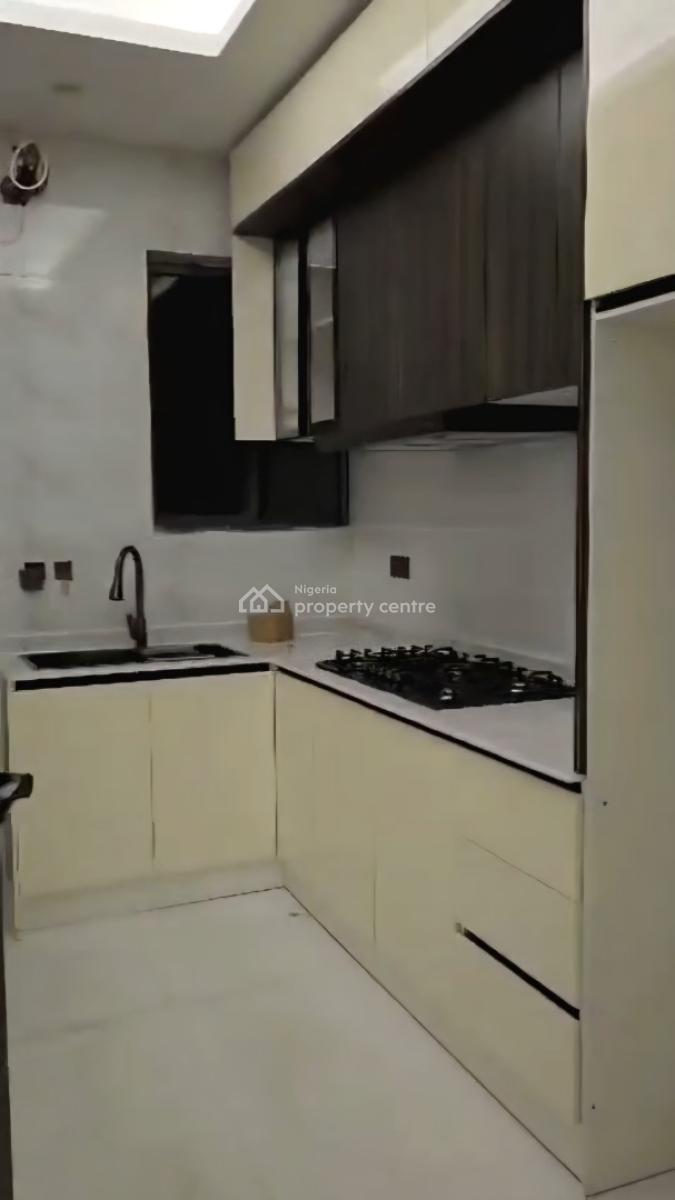 Luxury 2 Bedroom Flat Apartment, Freedom Way, Lekki Phase 1, Lekki, Lagos, Flat / Apartment for Sale