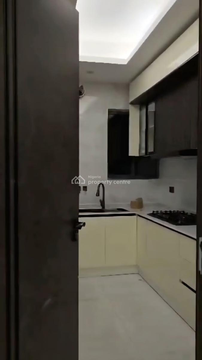 Luxury 2 Bedroom Flat Apartment, Freedom Way, Lekki Phase 1, Lekki, Lagos, Flat / Apartment for Sale