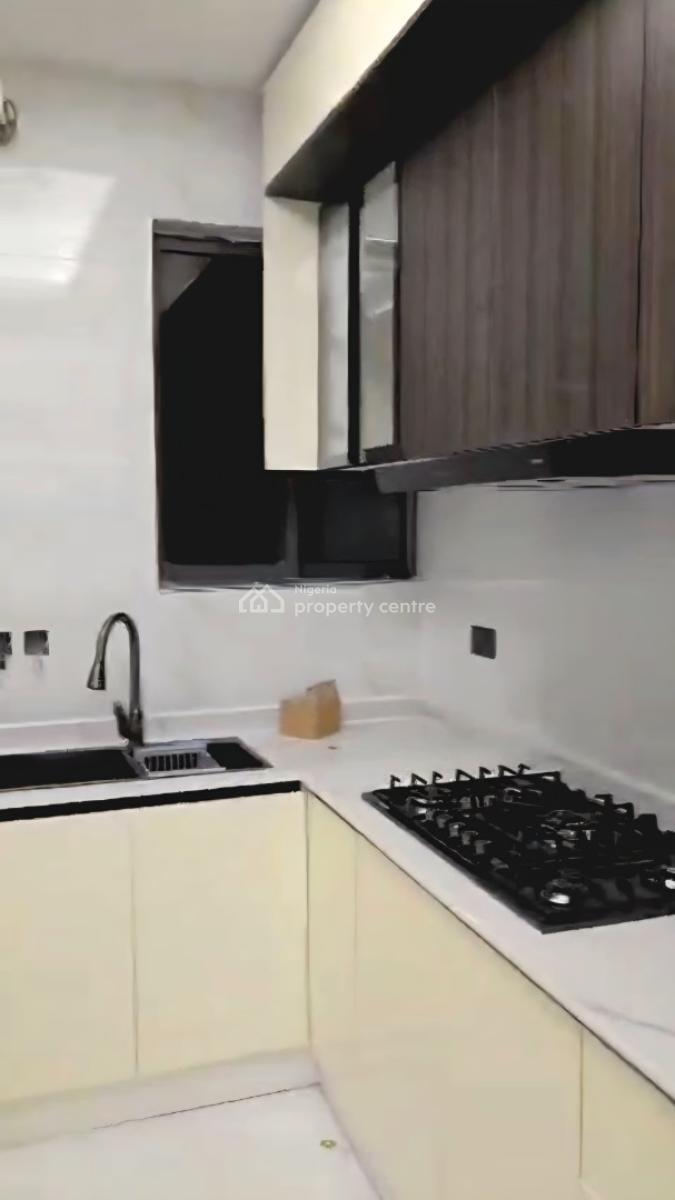 Luxury 2 Bedroom Flat Apartment, Freedom Way, Lekki Phase 1, Lekki, Lagos, Flat / Apartment for Sale