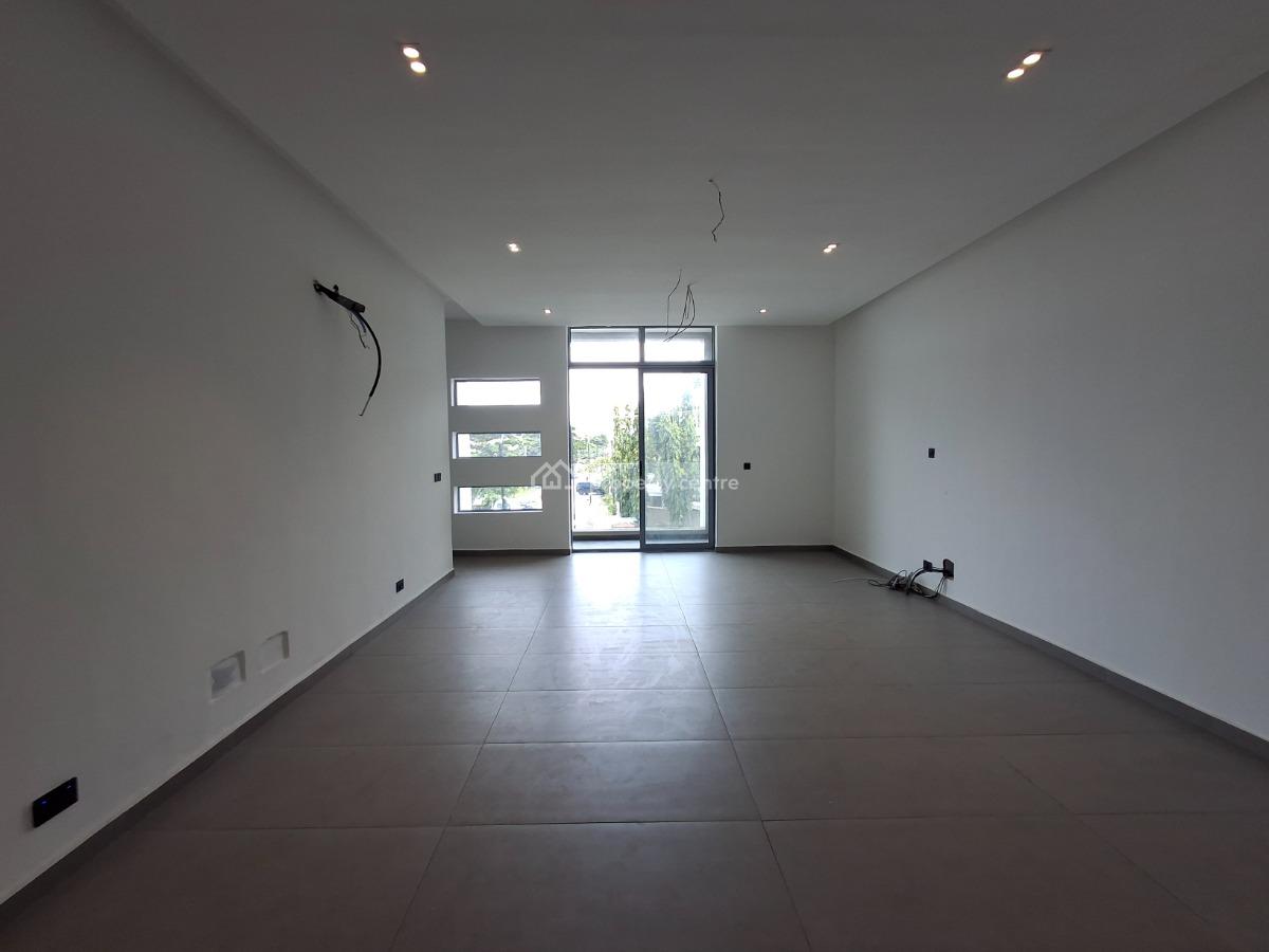 Self Compound 3 Bedroom Terrace with Bq, Lekki Phase 1, Lekki, Lagos, House for Sale