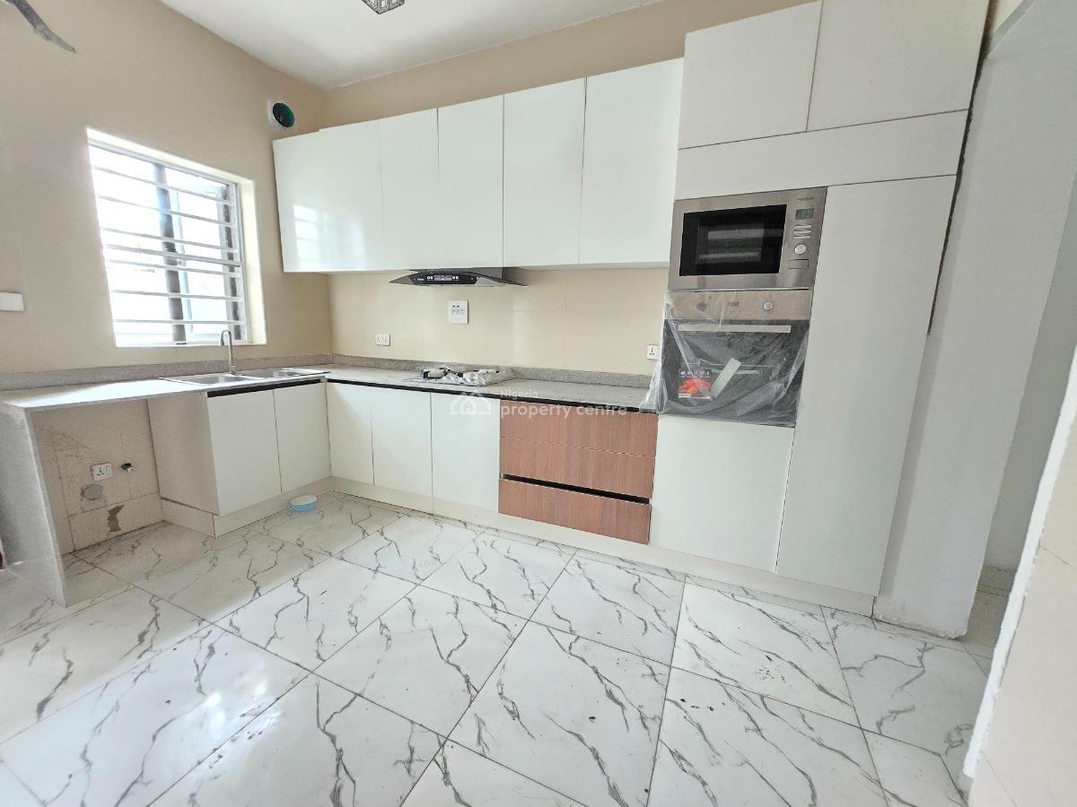 4 Bedroom Terrace Duplex for Distress, Royal Pine Estate, Orchid Road, Lekki Phase 2, Lekki, Lagos, Terraced Duplex for Sale