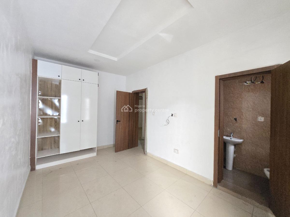 4 Bedroom Terrace Duplex for Distress, Royal Pine Estate, Orchid Road, Lekki Phase 2, Lekki, Lagos, Terraced Duplex for Sale