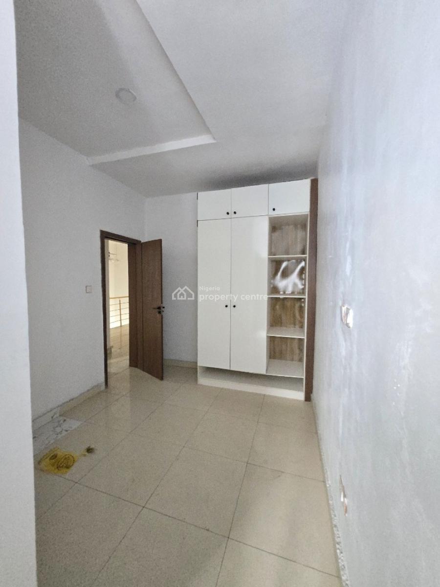 4 Bedroom Terrace Duplex for Distress, Royal Pine Estate, Orchid Road, Lekki Phase 2, Lekki, Lagos, Terraced Duplex for Sale