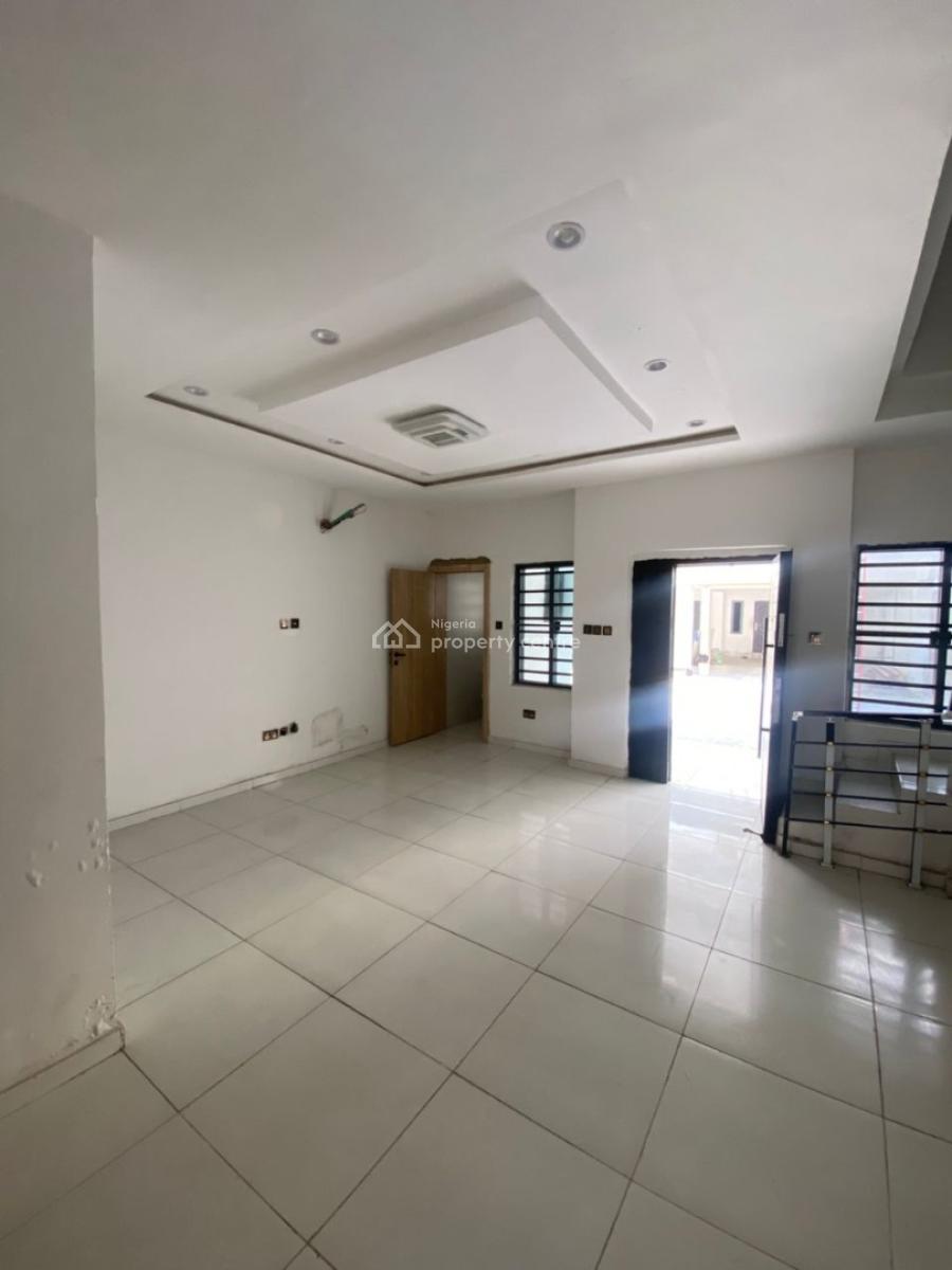 Lovely  3 Bedroom Terrace Duplex with Swimming Pool, Ikota, Lekki, Lagos, Terraced Duplex for Sale