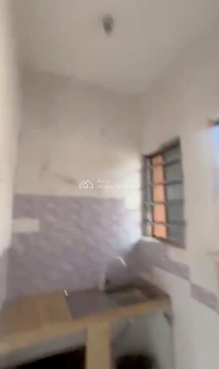 a Decent Lovely Mini Flat Duplex, Off Shipeolu Road, Shomolu, Lagos, Mini Flat (room and Parlour) for Rent
