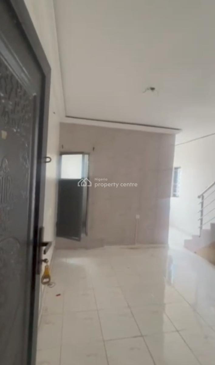 a Decent Lovely Mini Flat Duplex, Off Shipeolu Road, Shomolu, Lagos, Mini Flat (room and Parlour) for Rent
