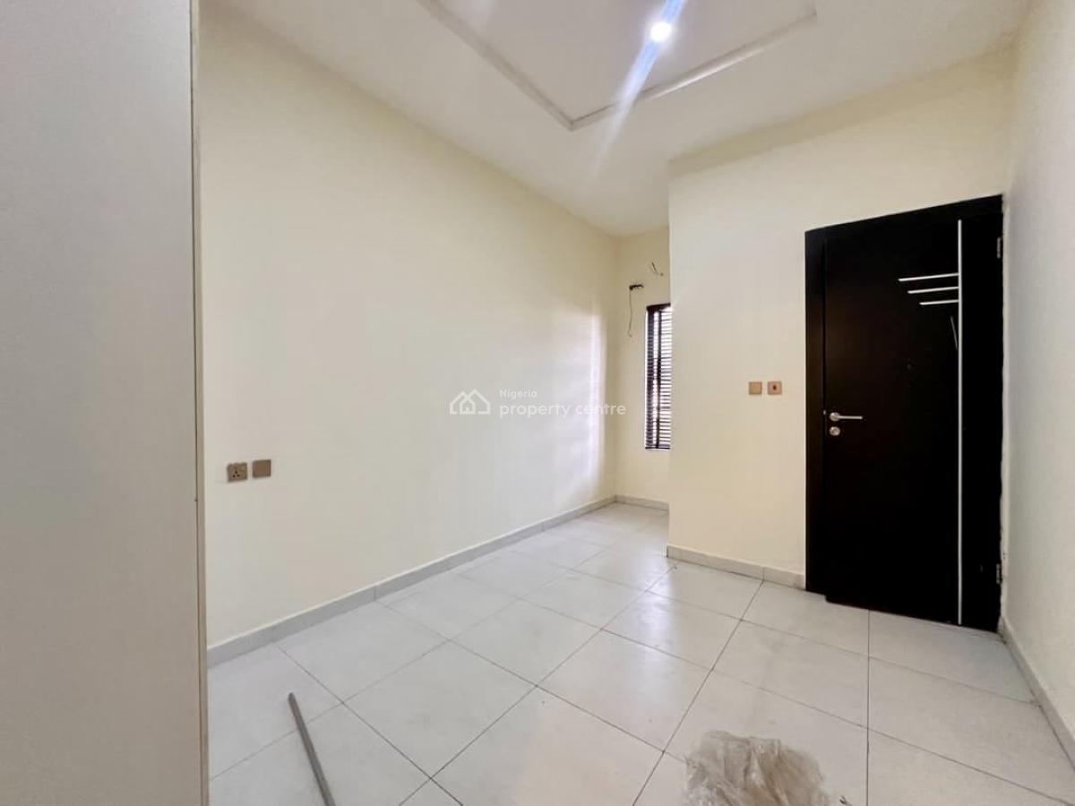 Well-maintained 4-bedroom Terrace Duplex, Vgc Extension, Ajah, Lagos, Terraced Duplex for Rent