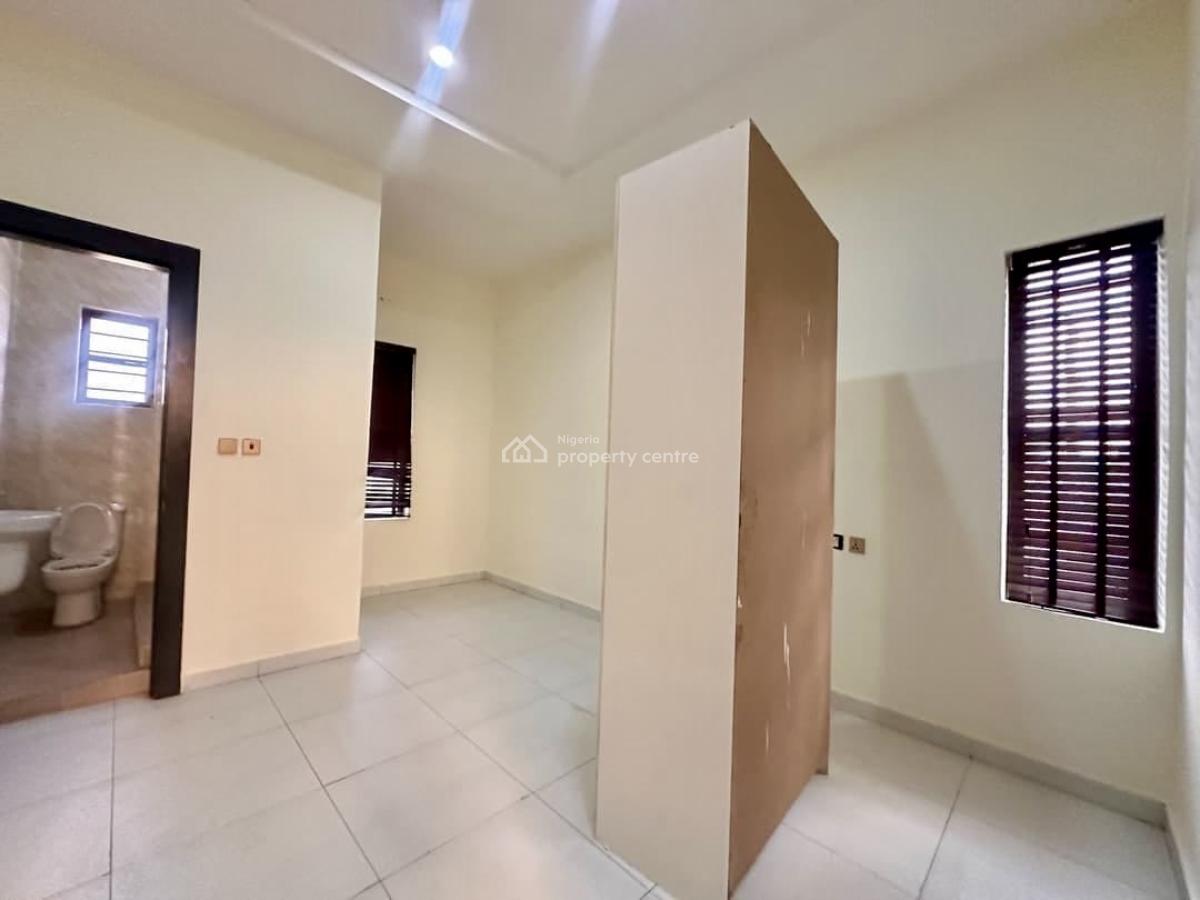 Well-maintained 4-bedroom Terrace Duplex, Vgc Extension, Ajah, Lagos, Terraced Duplex for Rent