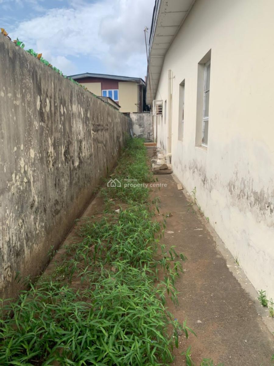 Commercial 3 Bedroom Detached Bungalow, Off Adeniran Ogunsanya, Surulere, Lagos, Office Space for Rent