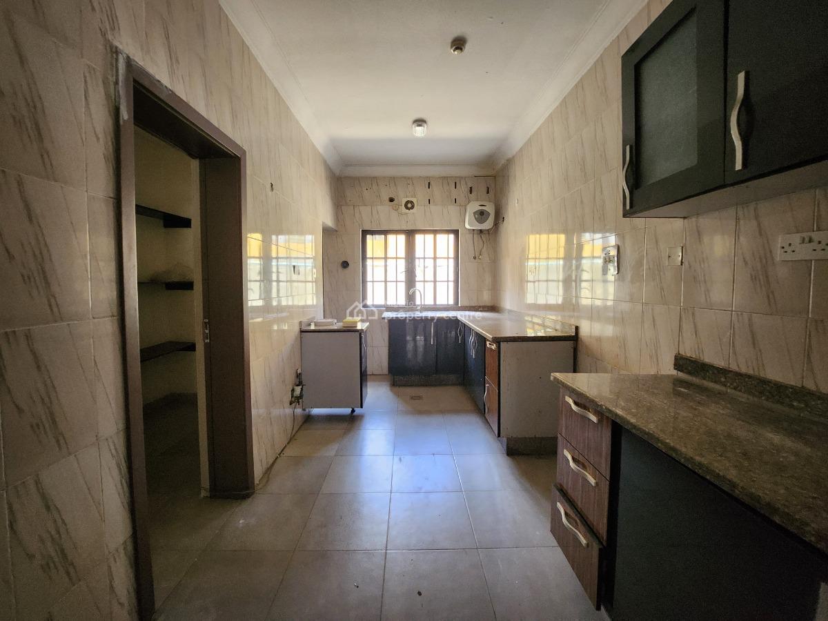 The Most Affordable 3 Bedroom Apartment in a Secured Highbrow Vicinity, Old Ikoyi Lagos, Ikoyi, Lagos, House for Rent
