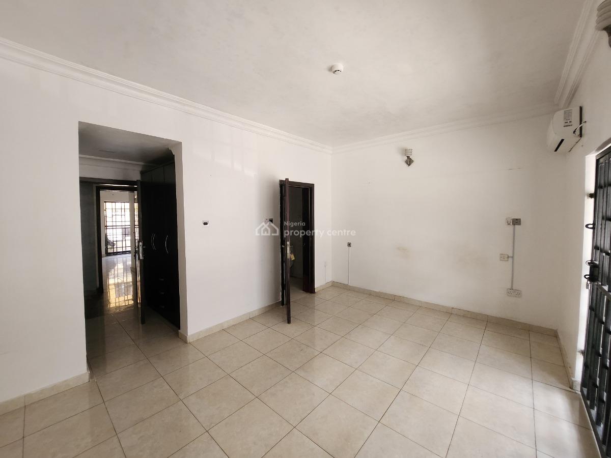 The Most Affordable 3 Bedroom Apartment in a Secured Highbrow Vicinity, Old Ikoyi Lagos, Ikoyi, Lagos, House for Rent