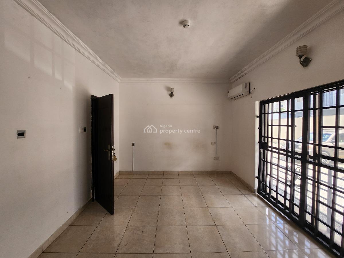 The Most Affordable 3 Bedroom Apartment in a Secured Highbrow Vicinity, Old Ikoyi Lagos, Ikoyi, Lagos, House for Rent