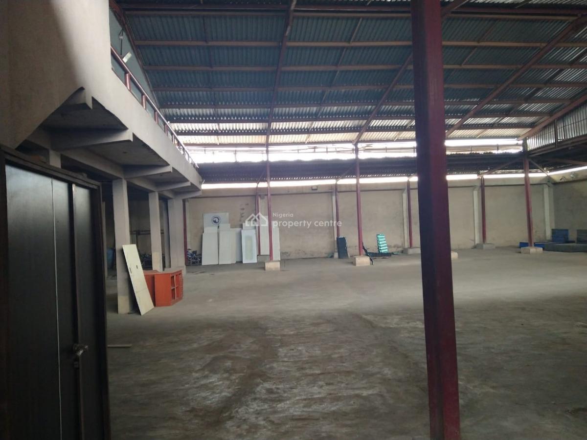 Warehouse 650sqm2, Agege, Ikeja, Agege, Lagos, Warehouse for Rent