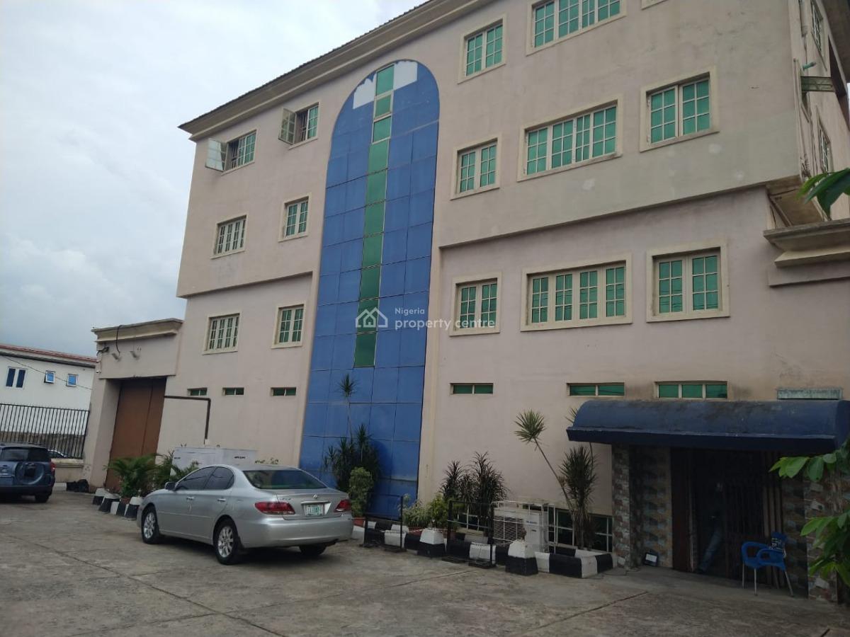 Warehouse 650sqm2, Agege, Ikeja, Agege, Lagos, Warehouse for Rent