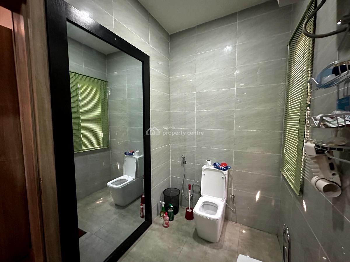 Luxury Ensuit 2 Bedroom Spacious Apt Up Floor, Lekki Right Hand Side (rhs), Lekki Phase 1, Lekki, Lagos, Flat / Apartment for Rent