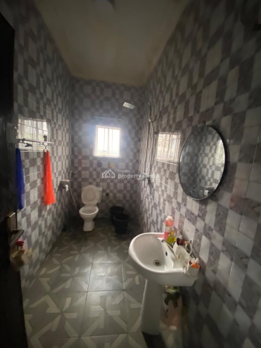 Neatly Used 1 Bedroom Flat, Divine Garden Estate, Opposite Yakoyo, Before Sky Mall, Sangotedo, Ajah, Lagos, Flat / Apartment for Rent