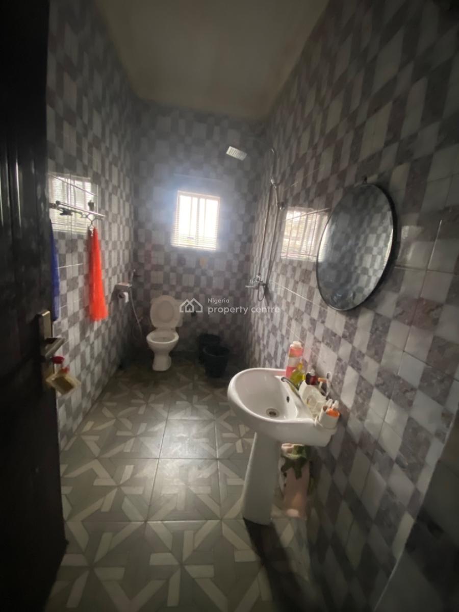 Neatly Used 1 Bedroom Flat, Divine Garden Estate, Opposite Yakoyo, Before Sky Mall, Sangotedo, Ajah, Lagos, Flat / Apartment for Rent