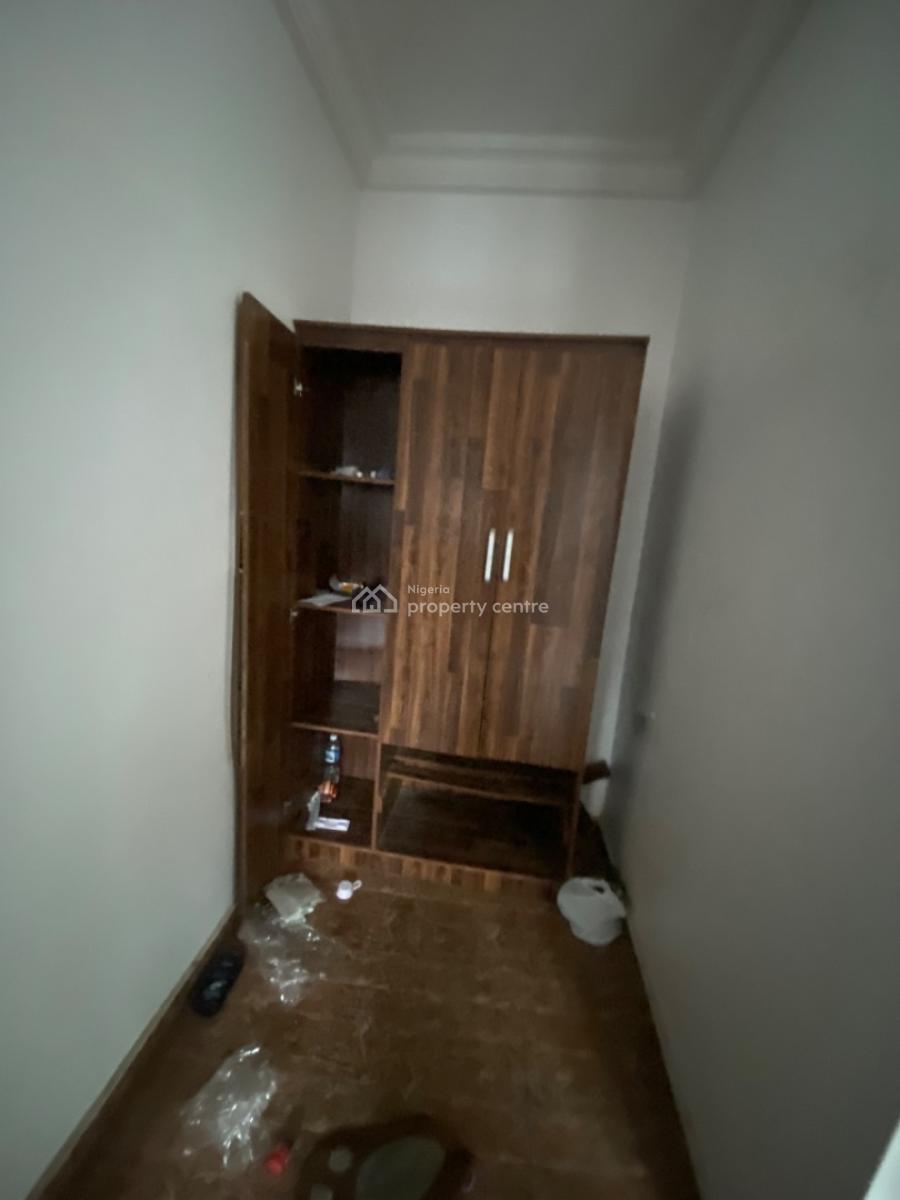 Neatly Used 1 Bedroom Flat, Divine Garden Estate, Opposite Yakoyo, Before Sky Mall, Sangotedo, Ajah, Lagos, Flat / Apartment for Rent