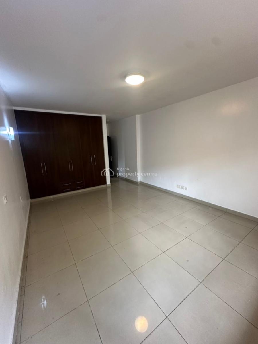 a Well Maintained 3 Bedroom Apartment Ground Floor with Bq, Gerard Road Ikoyi, Old Ikoyi, Ikoyi, Lagos, Flat / Apartment for Rent