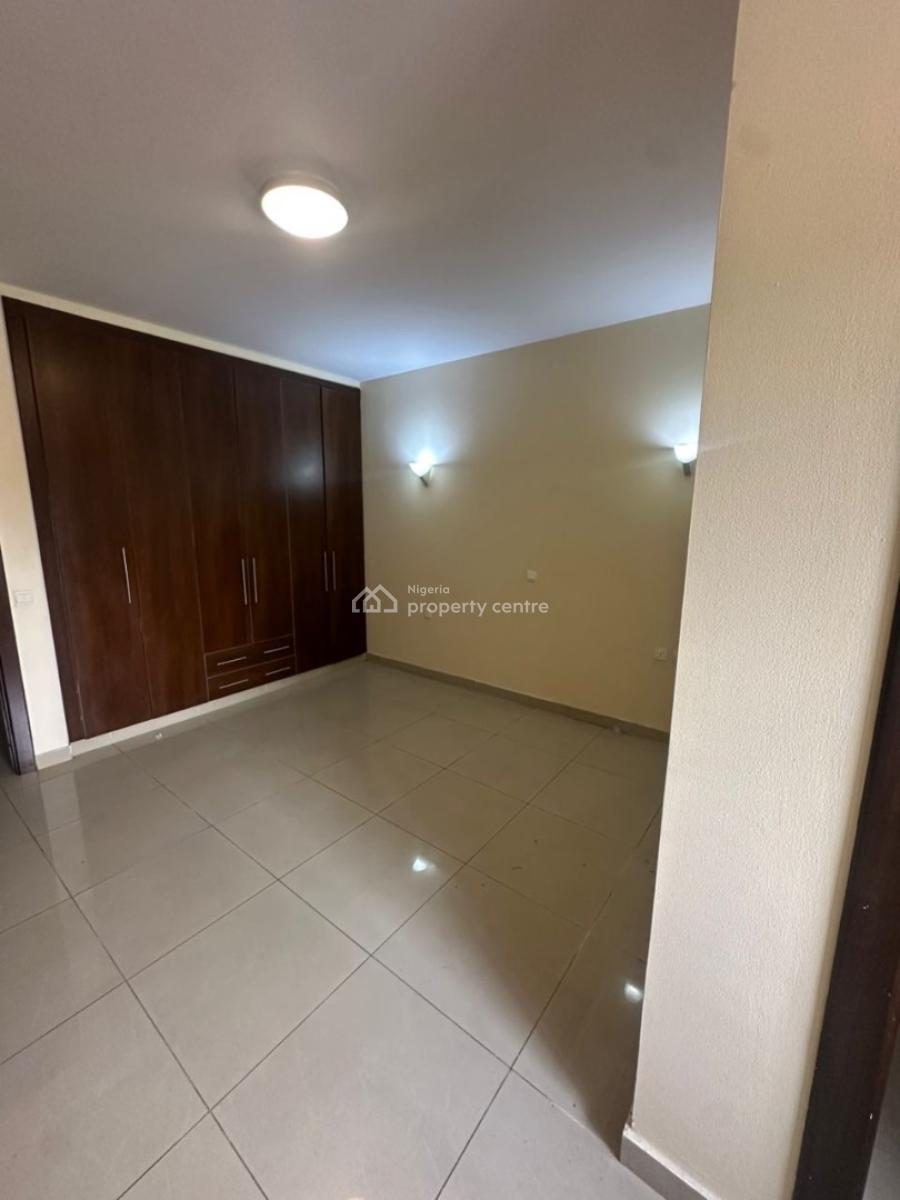 a Well Maintained 3 Bedroom Apartment Ground Floor with Bq, Gerard Road Ikoyi, Old Ikoyi, Ikoyi, Lagos, Flat / Apartment for Rent