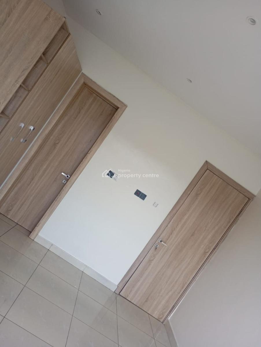 3 Bedroom Apartment with Bq and 24 Hours Power Supply  and Pool, Lekki Conservation, Lekki, Lagos, Flat / Apartment for Rent