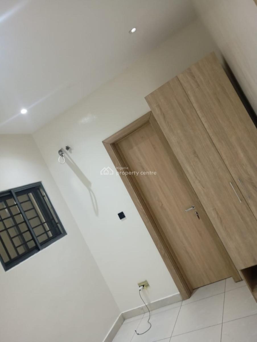 3 Bedroom Apartment with Bq and 24 Hours Power Supply  and Pool, Lekki Conservation, Lekki, Lagos, Flat / Apartment for Rent