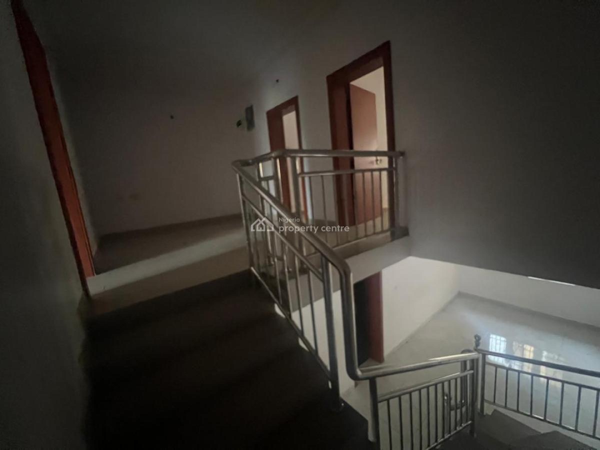3 Bedroom Bedroom Terrace Duplex with Bq, Lekki Phase 1, Lekki, Lagos, Terraced Duplex for Rent
