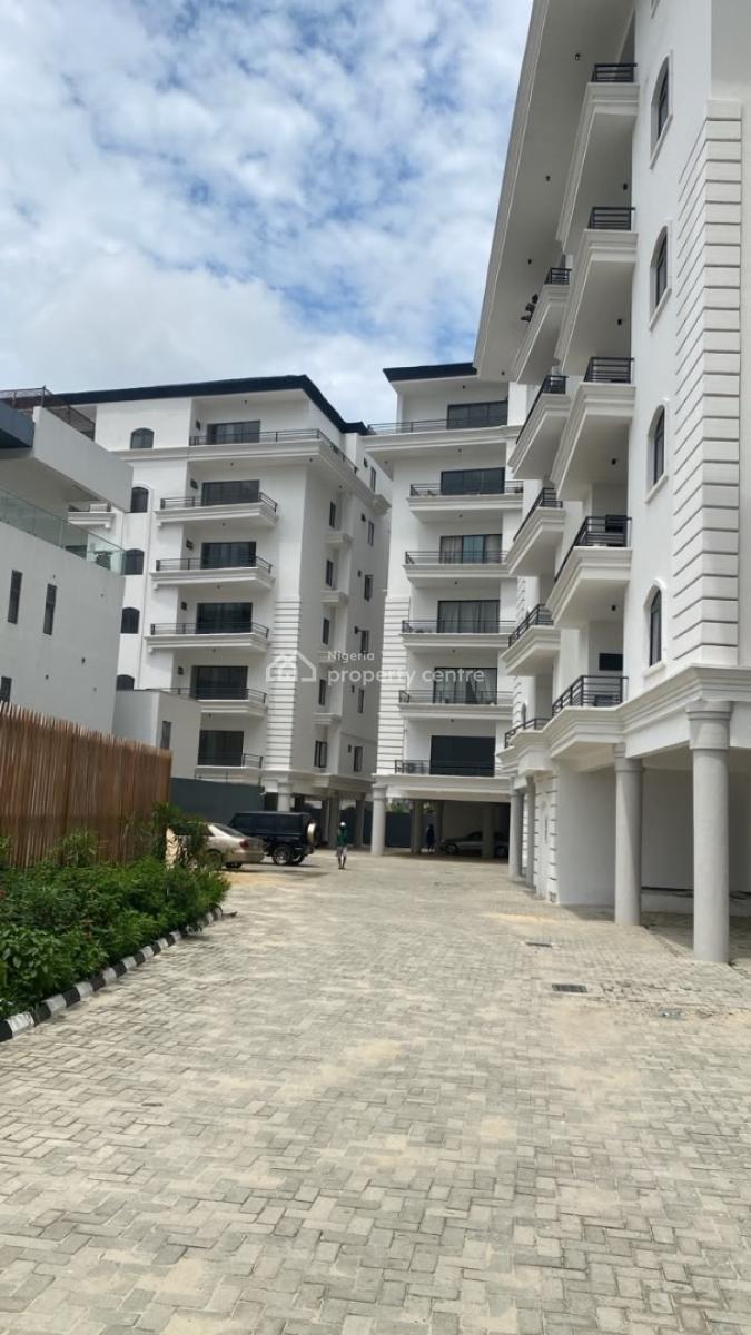3 Bedroom Luxury Flat with an Open Kitchen on The 4th Floor, Admiralty Way, Lekki Phase 1, Lekki, Lagos, Mini Flat (room and Parlour) for Rent