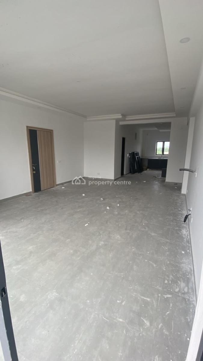 3 Bedroom Luxury Flat with an Open Kitchen on The 4th Floor, Admiralty Way, Lekki Phase 1, Lekki, Lagos, Mini Flat (room and Parlour) for Rent